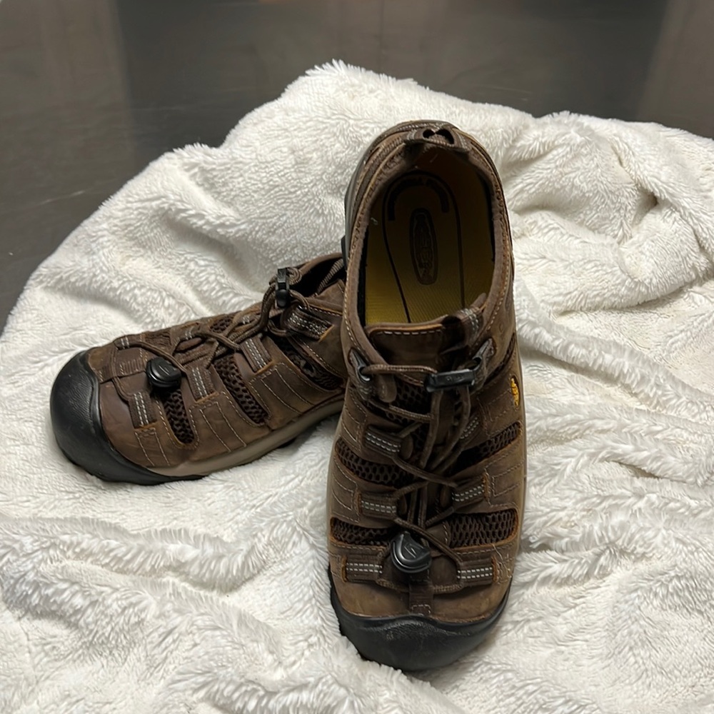 Men’s Keen Atlanta ESD steel toe work utility shoes